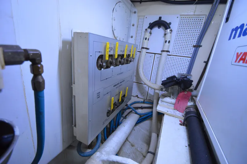 Passageway Yacht Photos Pics 