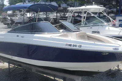 Chaparral 256 SSi