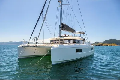 2025 Lagoon 43