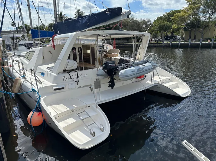 Bat Ha Yam Yacht Photos Pics 