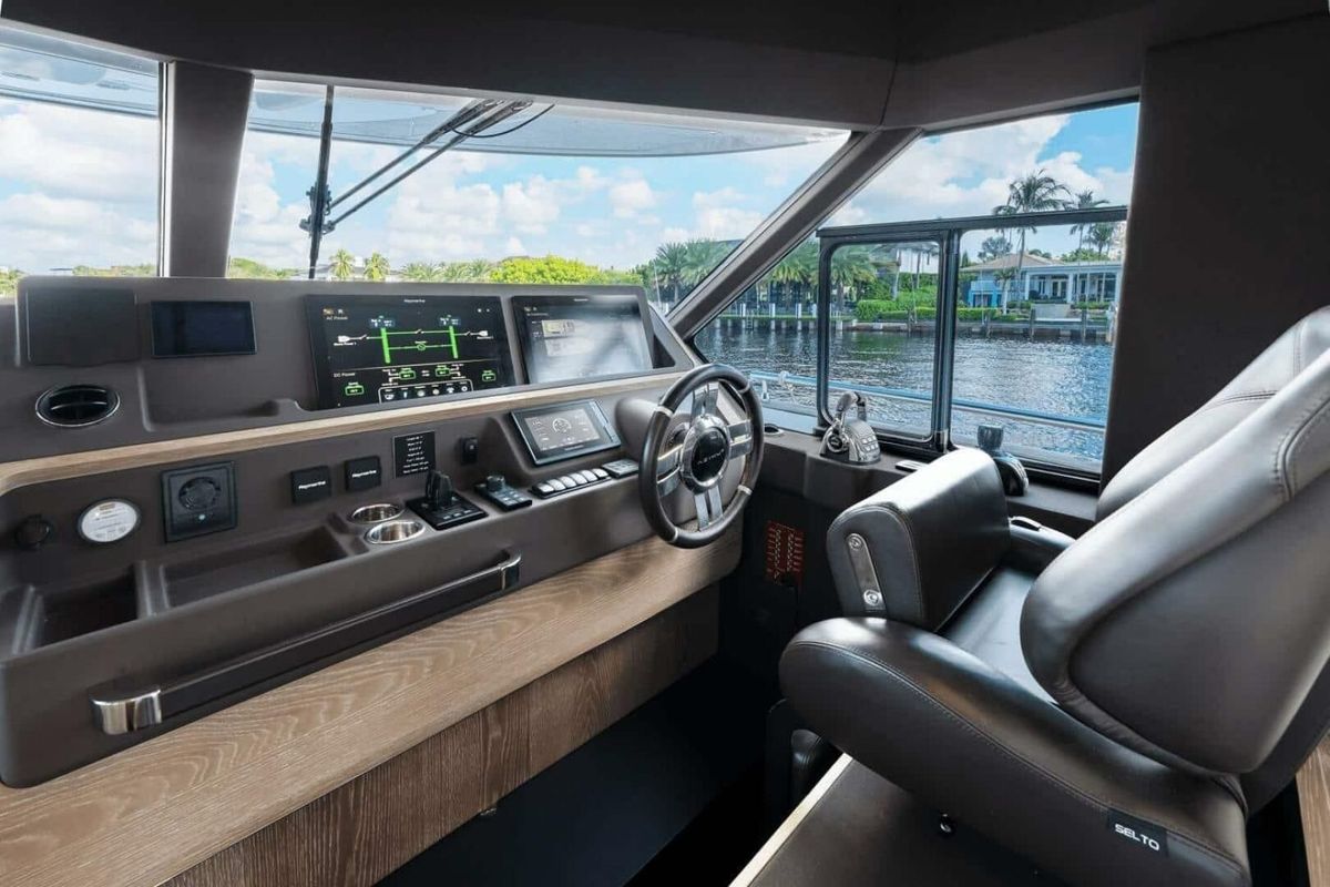 2021 Azimut 66 