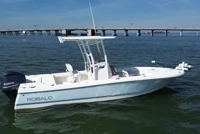 2015 Robalo 246 Cayman