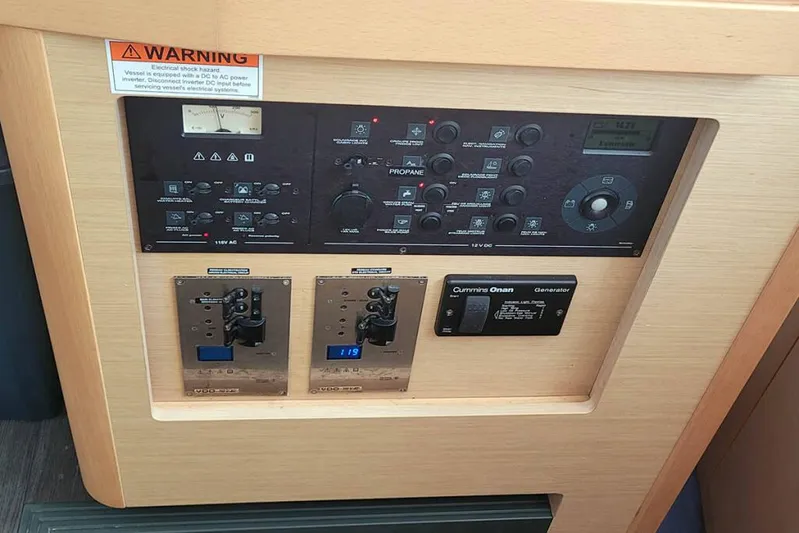 Binelle Yacht Photos Pics 