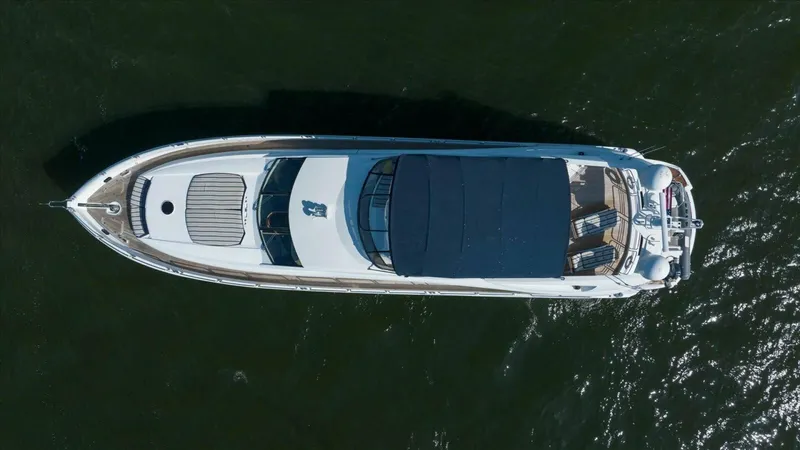 Vanguard Yacht Photos Pics 2005 Sunseeker 82 Yacht - Image 6