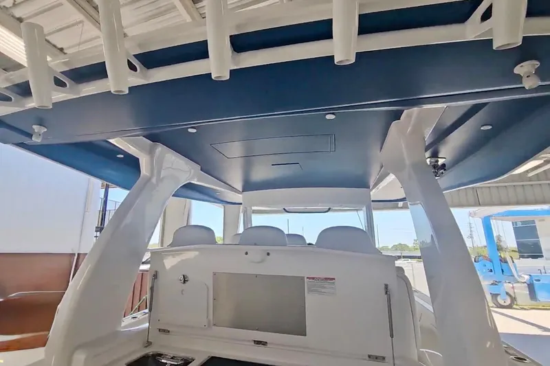  Yacht Photos Pics 2025 Intrepid 43 Nomad SE boat interior with sleek design and modern features.