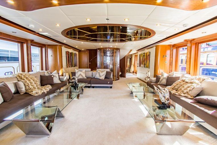 2006-147-sensation-yachts-motor-yacht