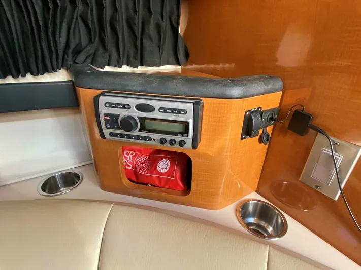 Moor Time Yacht Photos Pics 2008 Chaparral 310 Signature - Image 52