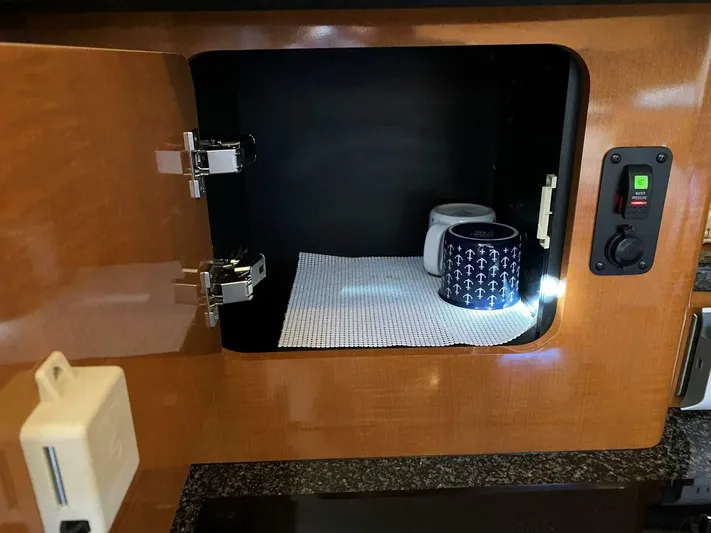 Moor Time Yacht Photos Pics 2008 Chaparral 310 Signature - Image 25