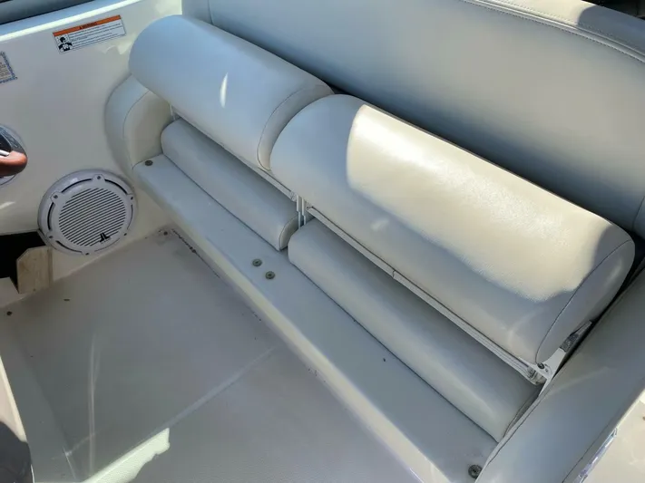 Moor Time Yacht Photos Pics 2008 Chaparral 310 Signature - Image 7