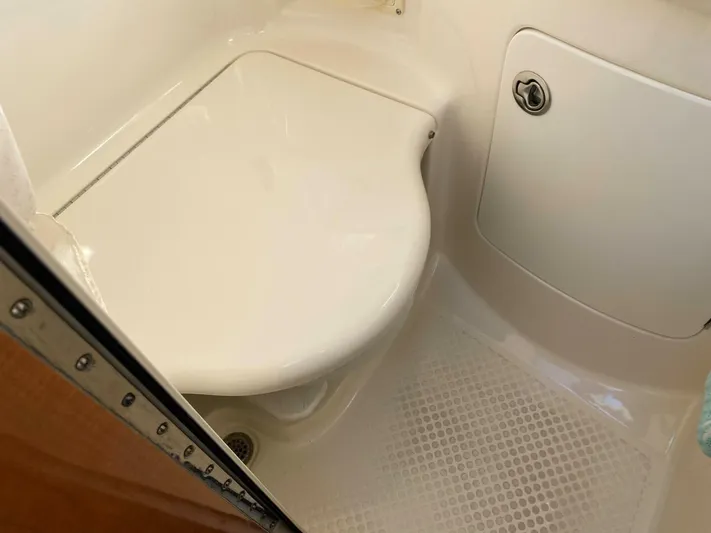 Moor Time Yacht Photos Pics 2008 Chaparral 310 Signature - Image 42