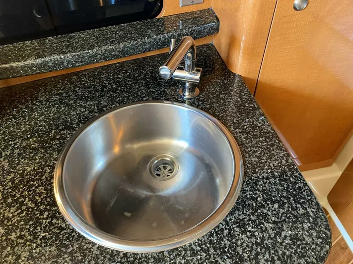 Moor Time Yacht Photos Pics 2008 Chaparral 310 Signature - Image 36