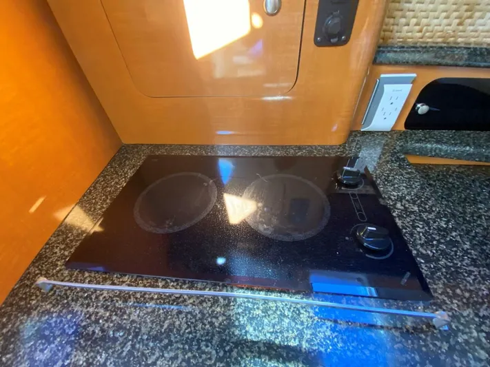 Moor Time Yacht Photos Pics 2008 Chaparral 310 Signature - Image 37