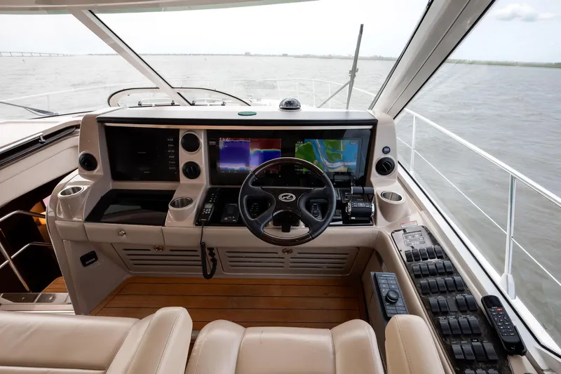 Double H Yacht Photos Pics Helm of 2008 Sea Ray 60 Sundancer yacht with advanced navigation systems.
