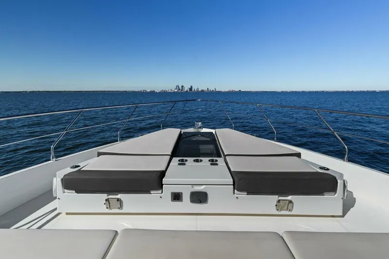 Seas The Day Yacht Photos Pics 2019 Cruisers Yachts 60 Cantius - Image 16