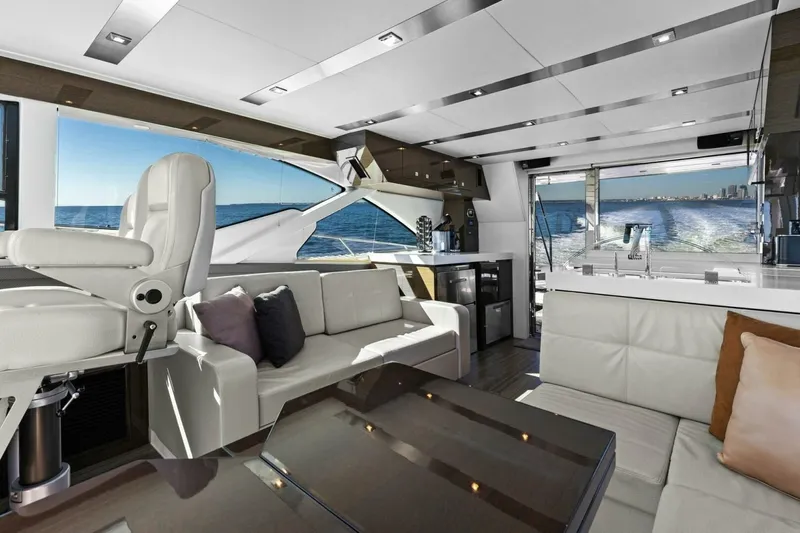 Seas The Day Yacht Photos Pics 2019 Cruisers Yachts 60 Cantius - Image 46