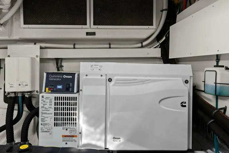 Seas The Day Yacht Photos Pics 2019 Cruisers Yachts 60 Cantius - Image 86