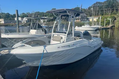 Crownline 220 CC Finseeker