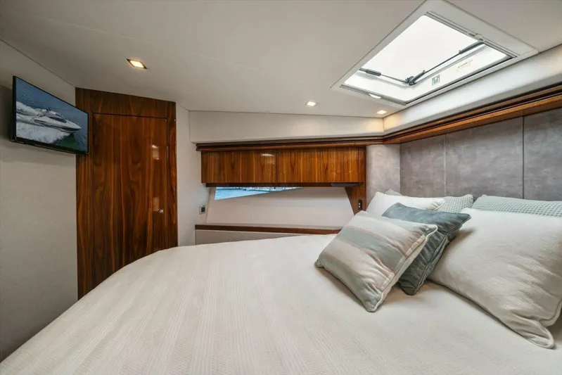 Miss Sip Yacht Photos Pics 2023 Riviera 5400 Sport Yacht - Image 49