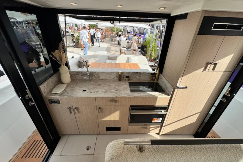  Yacht Photos Pics Luxurious interior of 2026 Prestige Yachts F4.3, featuring modern kitchen and elegant design.