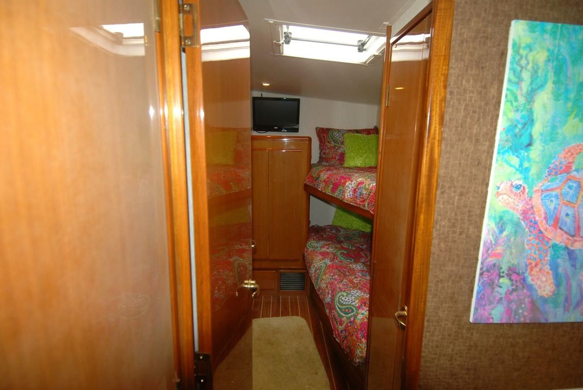 2000 Viking 58 