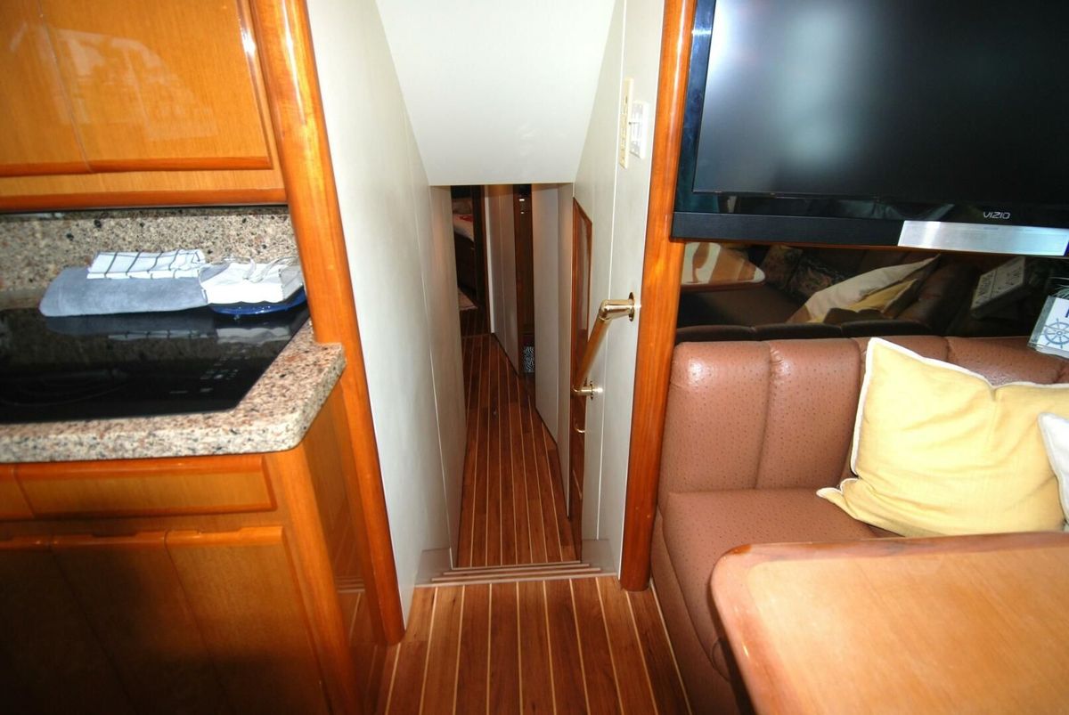 2000 Viking 58 