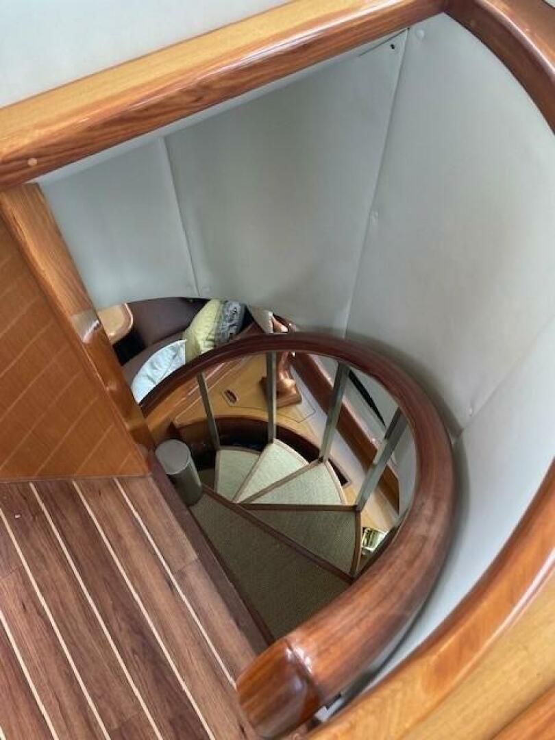 2000 Viking 58 