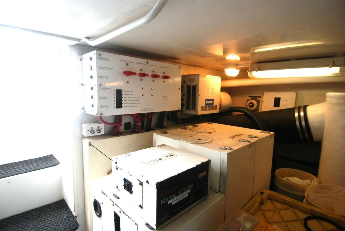 2000 Viking 58 