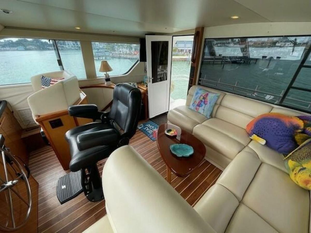 2000 Viking 58 