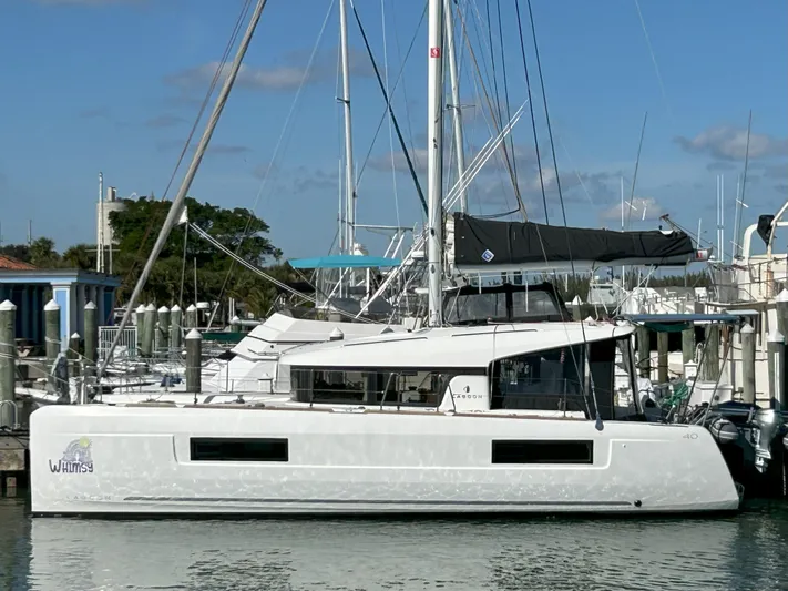 Whimsy Yacht Photos Pics 