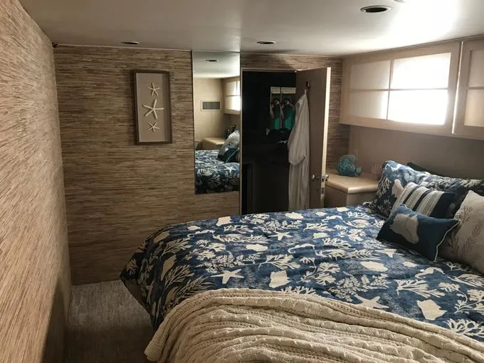 Mon Sheri Yacht Photos Pics Starboard Master