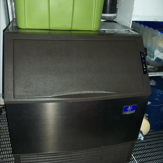 Mon Sheri Yacht Photos Pics Lazarette Commercial Icemaker