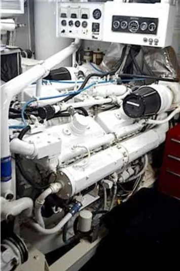 Mon Sheri Yacht Photos Pics Starboard Engine