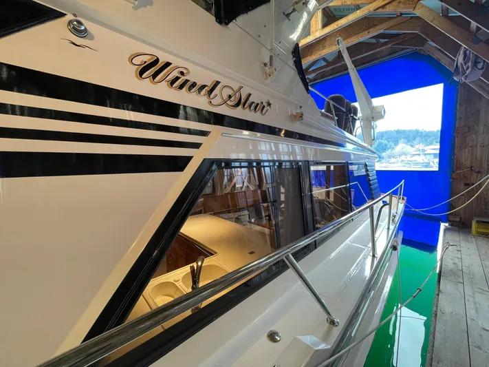 Wind Star Yacht Photos Pics 