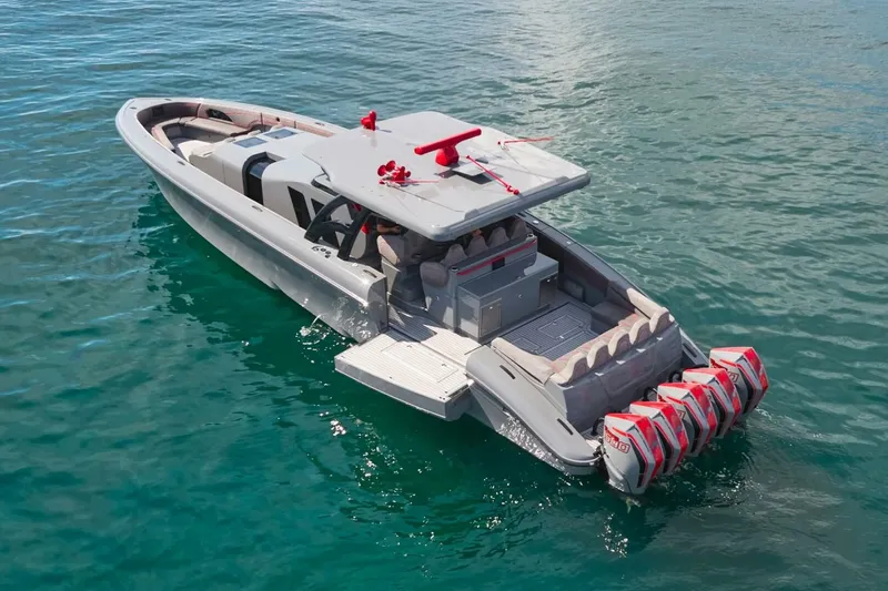 Mr. Lucky Yacht Photos Pics 2024 Midnight Express 52 Vitesse - Image 16