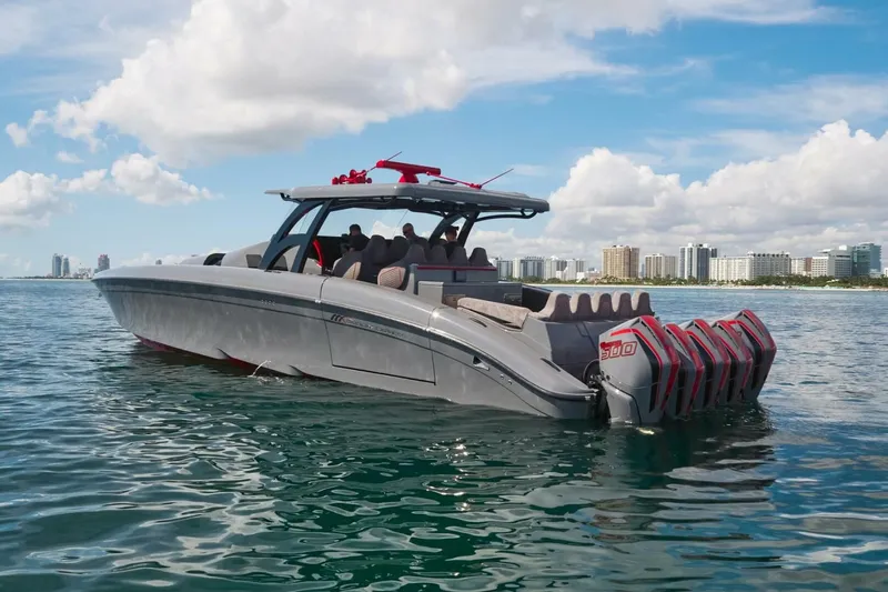 Mr. Lucky Yacht Photos Pics 2024 Midnight Express 52 Vitesse - Image 11