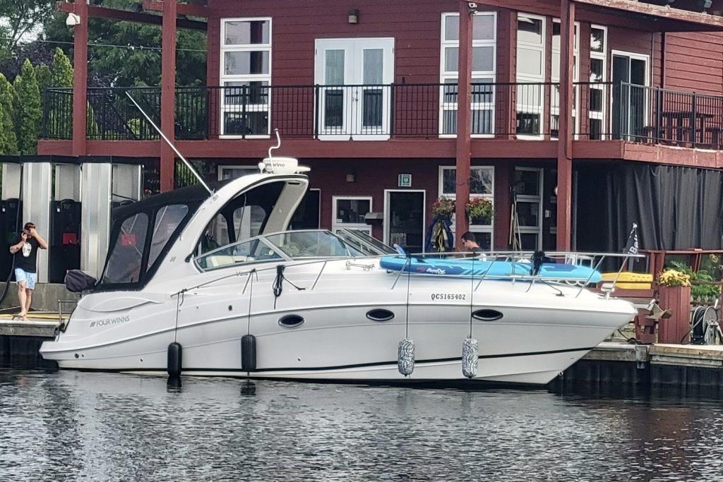 Four Winns 318 Vista