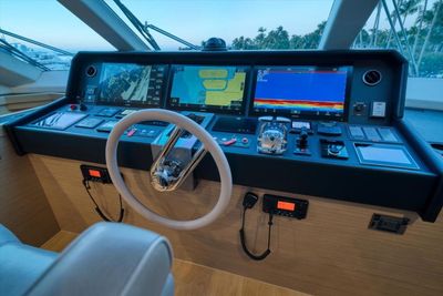 Yacht