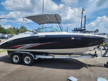 Yamaha Boats SX210