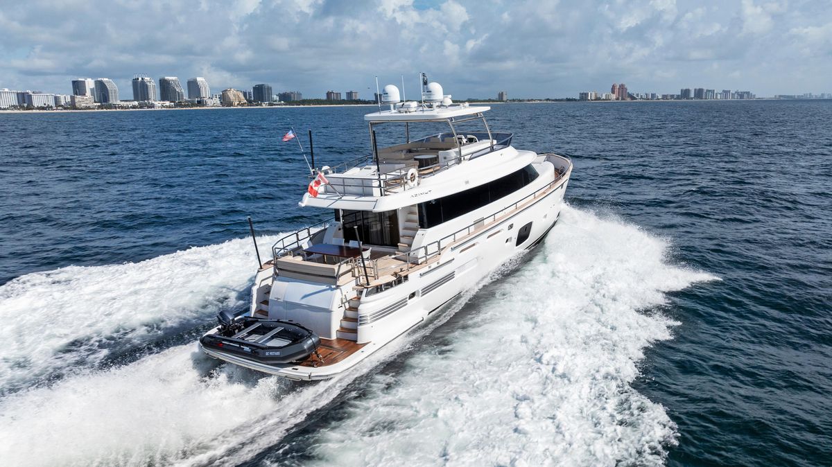 2016 Azimut 76 