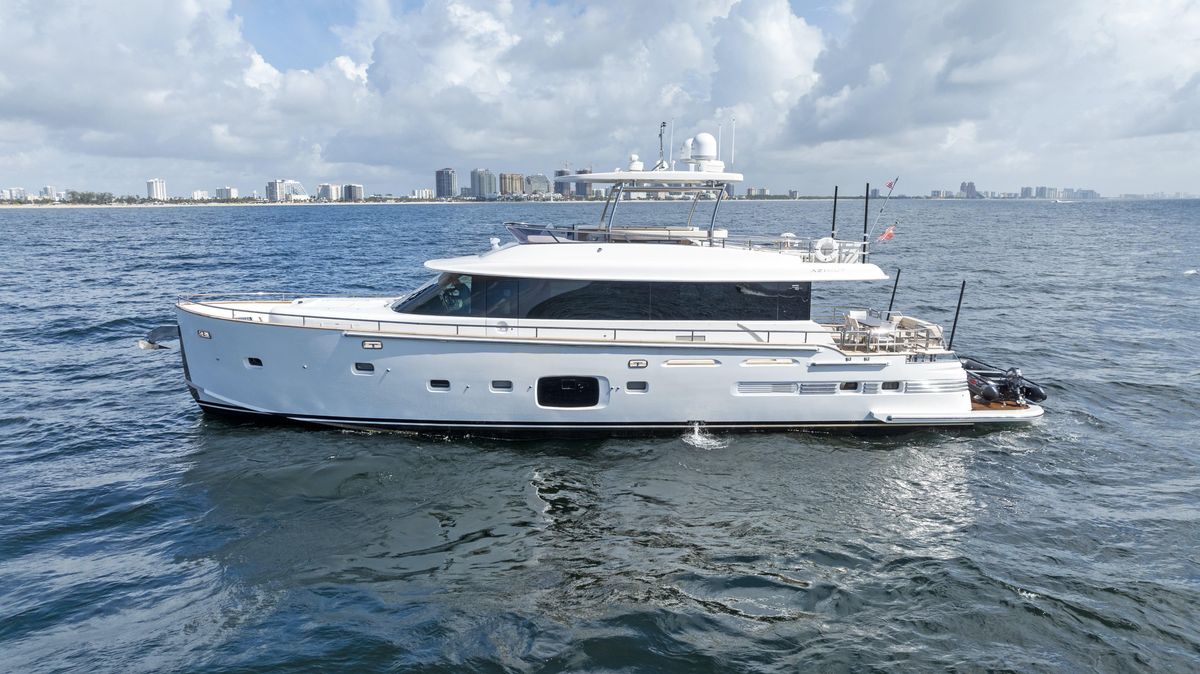 2016 Azimut 76 