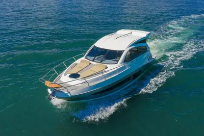 Hanover 375 Inboard