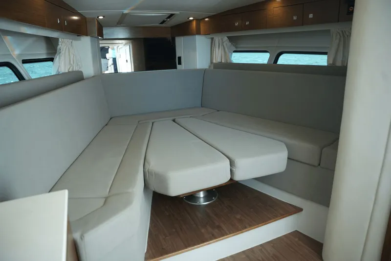 Seriously! Yacht Photos Pics 