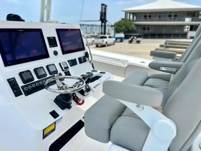  Yacht Photos Pics 2022 Cape Horn 36xs - Image 18