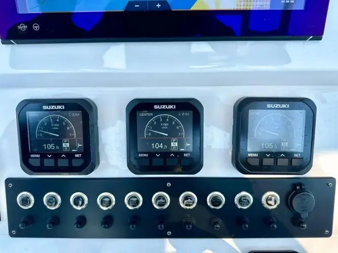  Yacht Photos Pics 2022 Cape Horn 36xs - Image 22