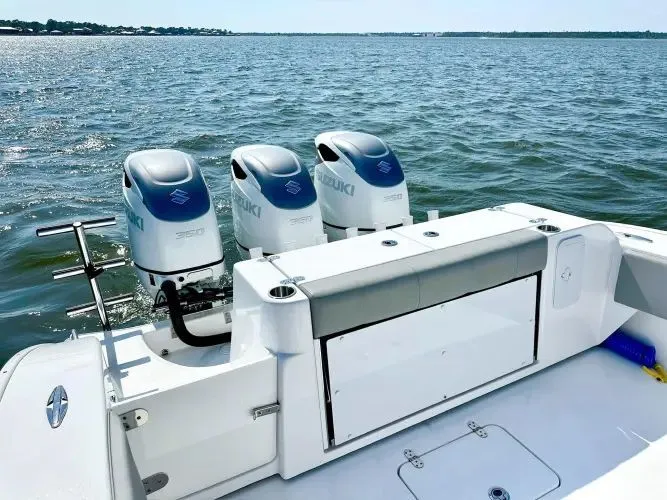  Yacht Photos Pics 2022 Cape Horn 36xs - Image 35