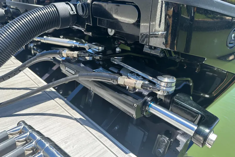 Syn Yacht Photos Pics 