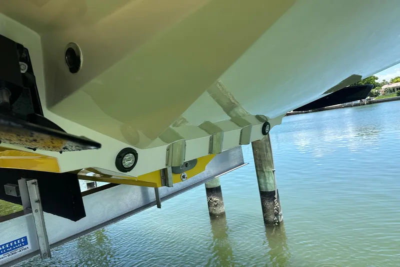 Syn Yacht Photos Pics 