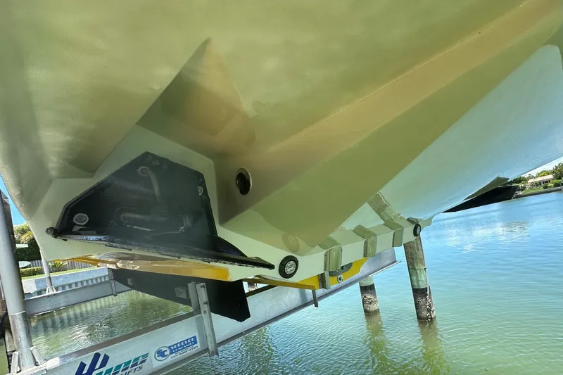 Syn Yacht Photos Pics 