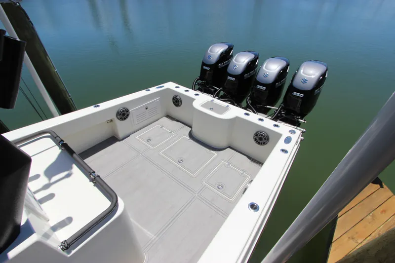 Syn Yacht Photos Pics 