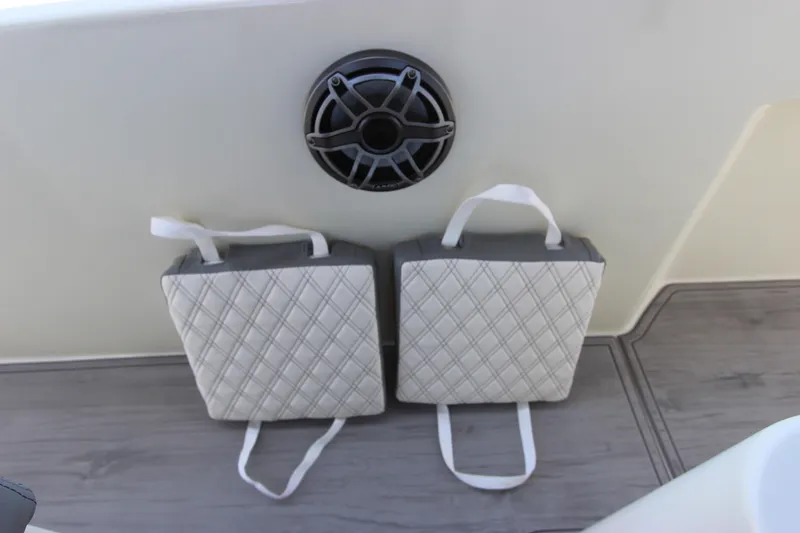 Syn Yacht Photos Pics 